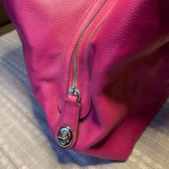 Coach Genuine Soft Leather Shoulder Tote Bag - Picture 6 of 12